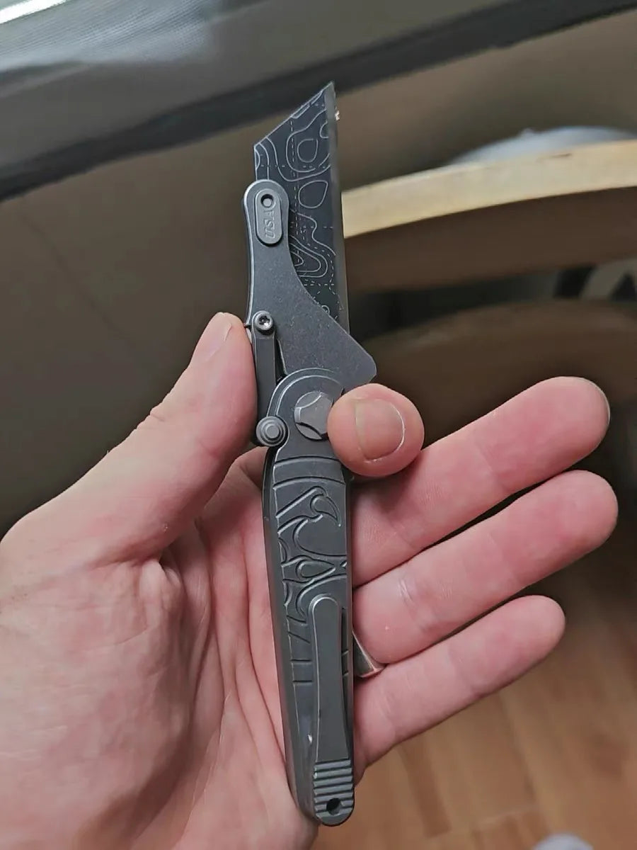 1PC New EDC Tool Eagle Claw Titanium Alloy Quick-Open Folding Knife with Replaceable Blades for Paper Cutting and Artwork