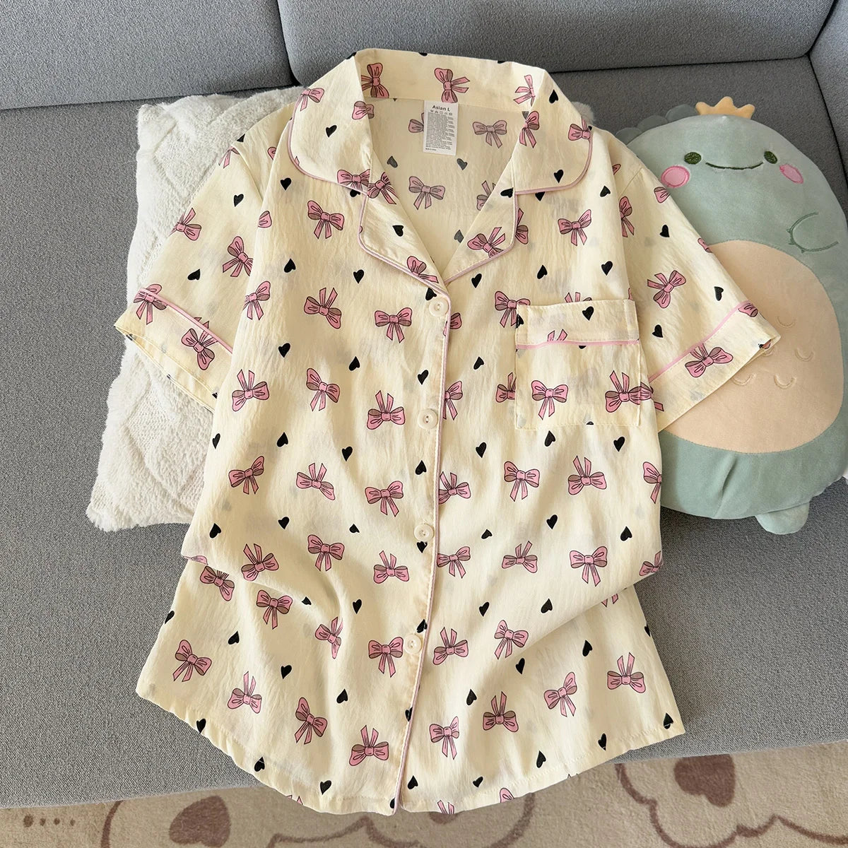 Women's Summer Pajamas, Thin Style with Bow Pattern, Short-Sleeved Shorts, Sweet and Cute, Can Be Worn Outside in Summer, Home Wear Set, Two-Piece Set