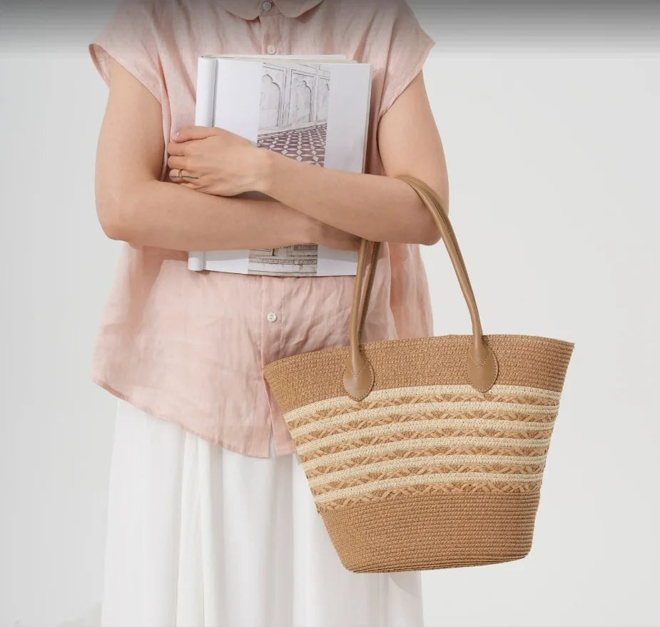 Striped Woven Straw Beach Tote Bag Large Capacity Nail Detail Shoulder Bag for Women Seaside Vacation Vegetable Basket