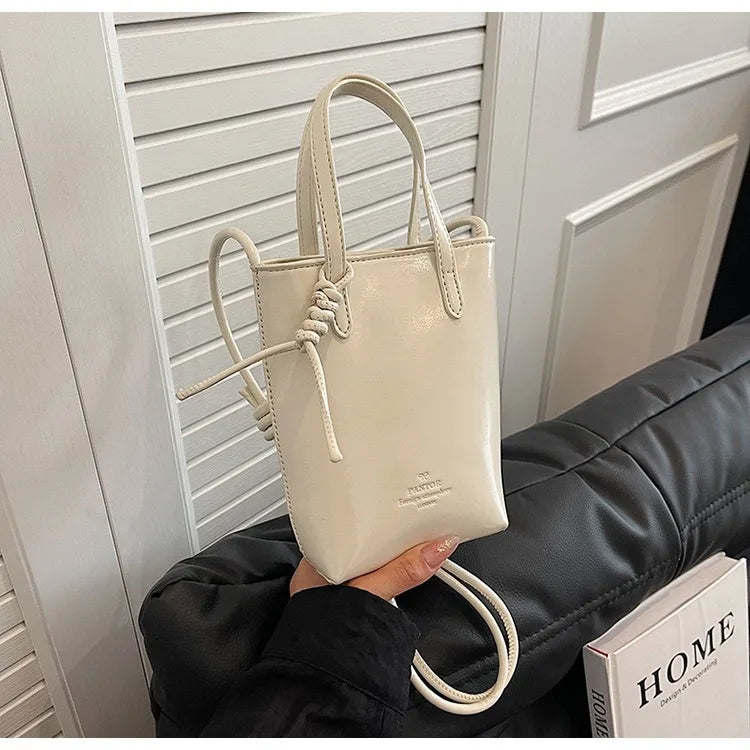Korean version of niche fashion mobile phone bag women's  spring and summer new simple and versatile small square bag foreign st
