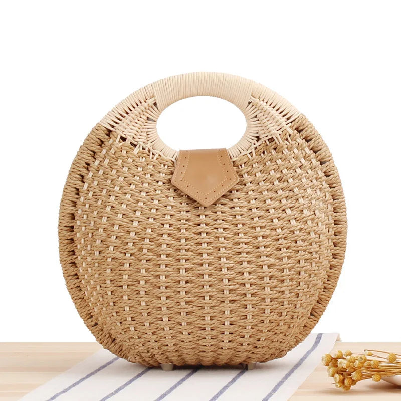 2025 Luxury Hand Woven Holiday Shell Handbags Personality Cute Rattan Bag Casual Small Round Tote Woven Female Fashion Beach Bag