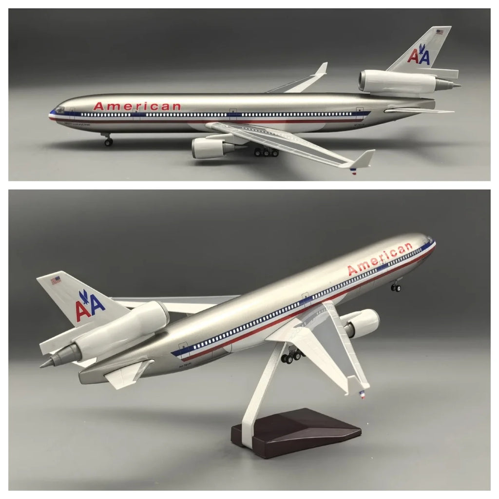 1:130 Scale plane model American MD-11 Toy planes 47cm resin Airplanes Model Kit With Lights And Wooden Base Collected Gift
