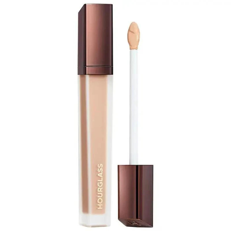 Hourglass Has Strong Fluidity Light Texture Concealer Effect Which Can Last for A Long Time To Create A Natural Female Makeup
