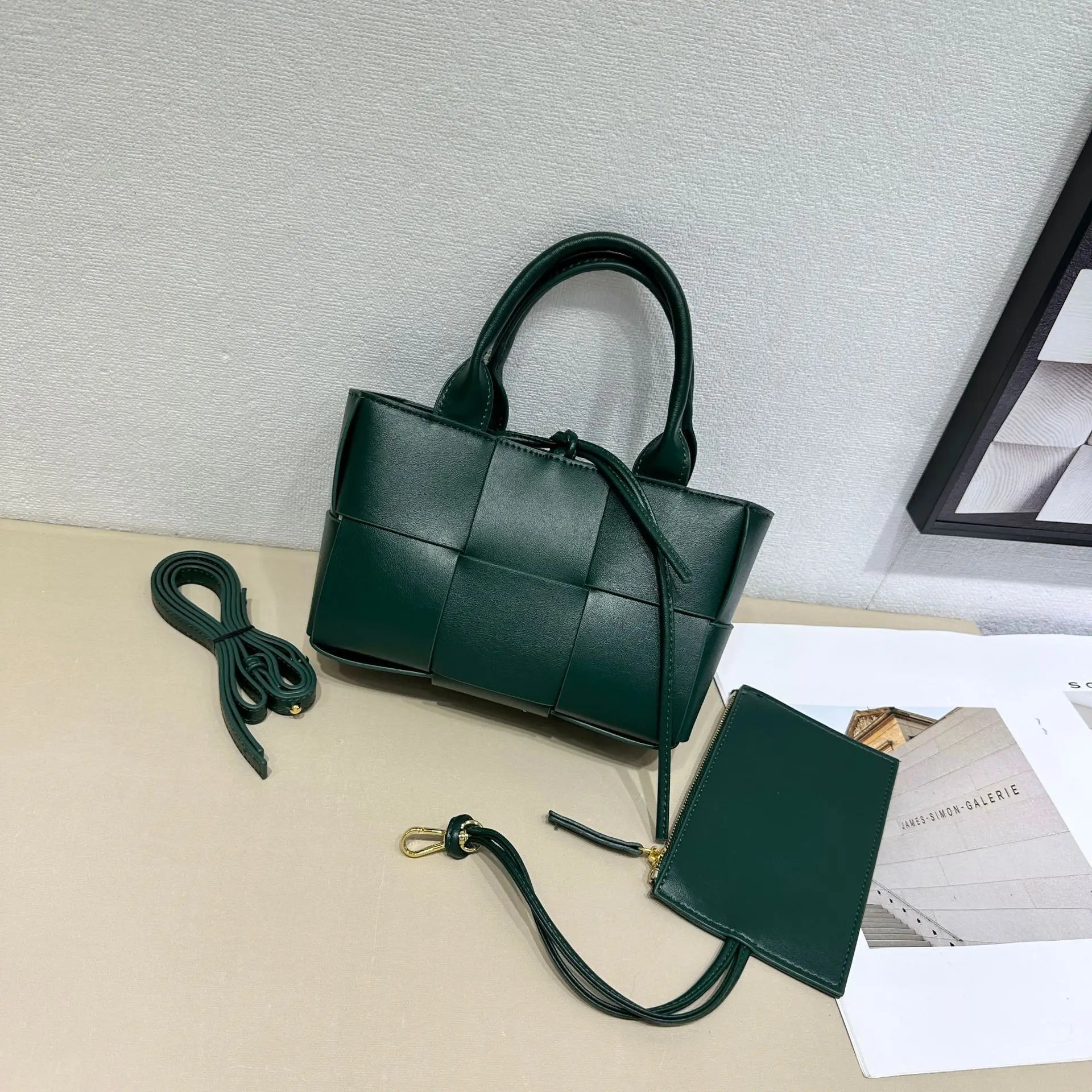 Women Luxury Messenger Purse Shopper Solid Color Commuter Bag Elegant Leather Diaper Bag Large Capacity In Vogue Style