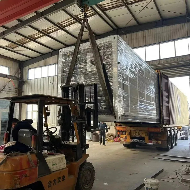 Room Prefabricated House of Rooms Cabin 20ft Foldable  Store 4 Bedroom Mobile Home on Wheels Store Container