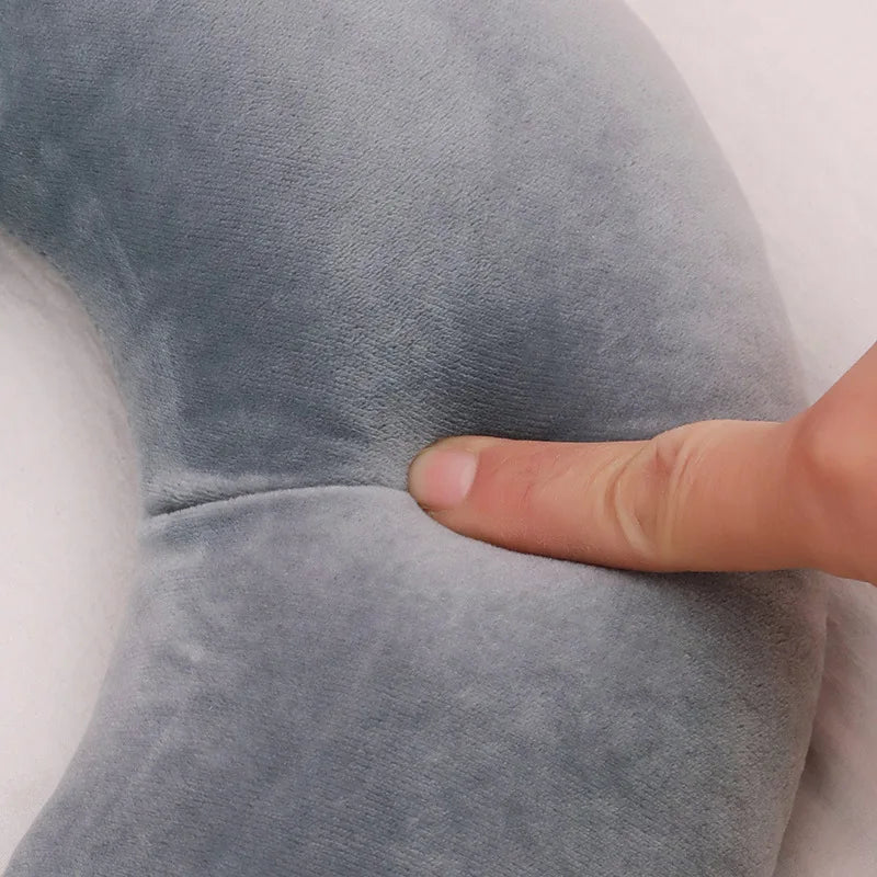 Simple fashion plush U-shaped pillow driving travel neck pillow nap pillow comfortable relief fatigue