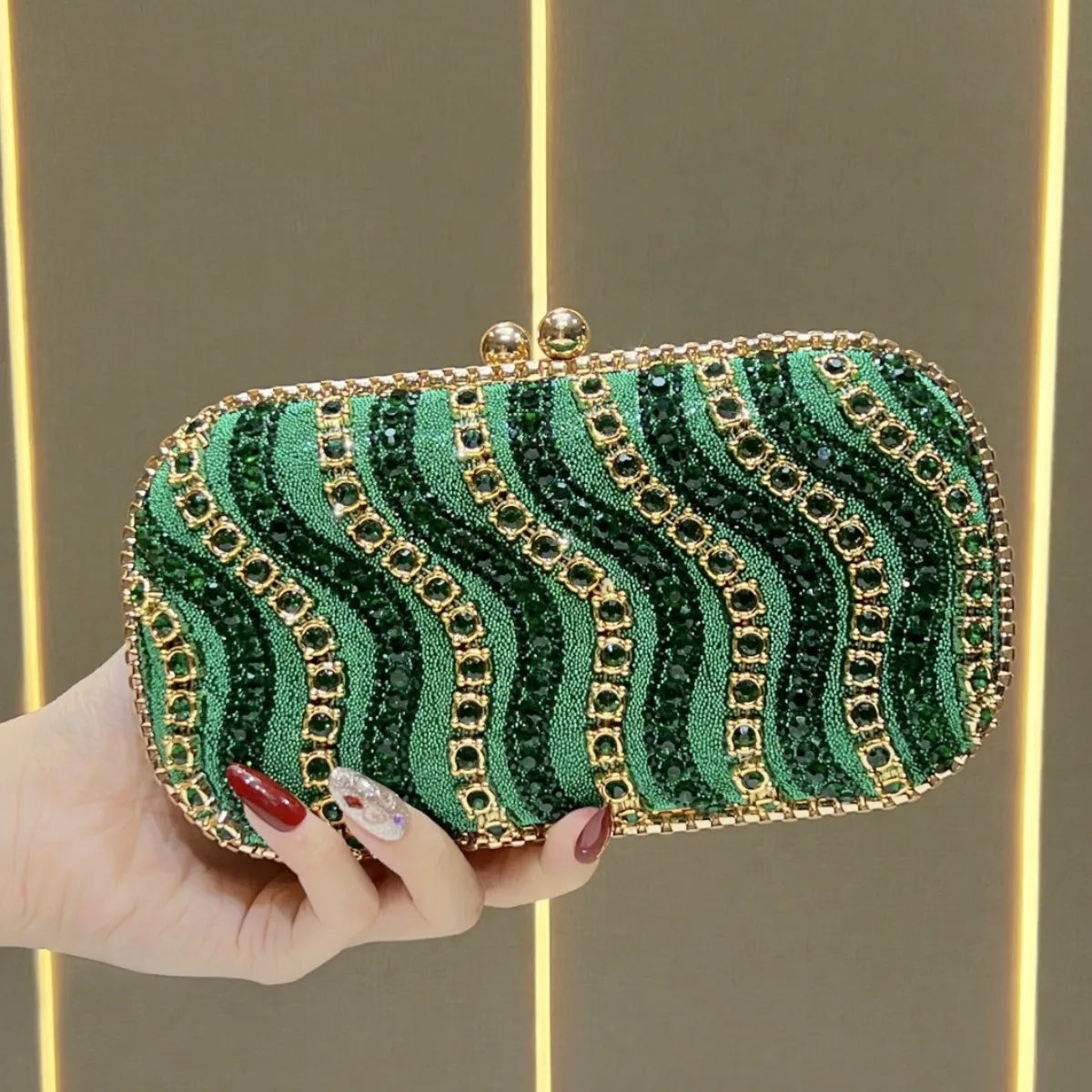 New celebrity exquisite clutch bag, high-end diamond-encrusted bag, women's luxury rhinestone dinner bag, niche clutch bag