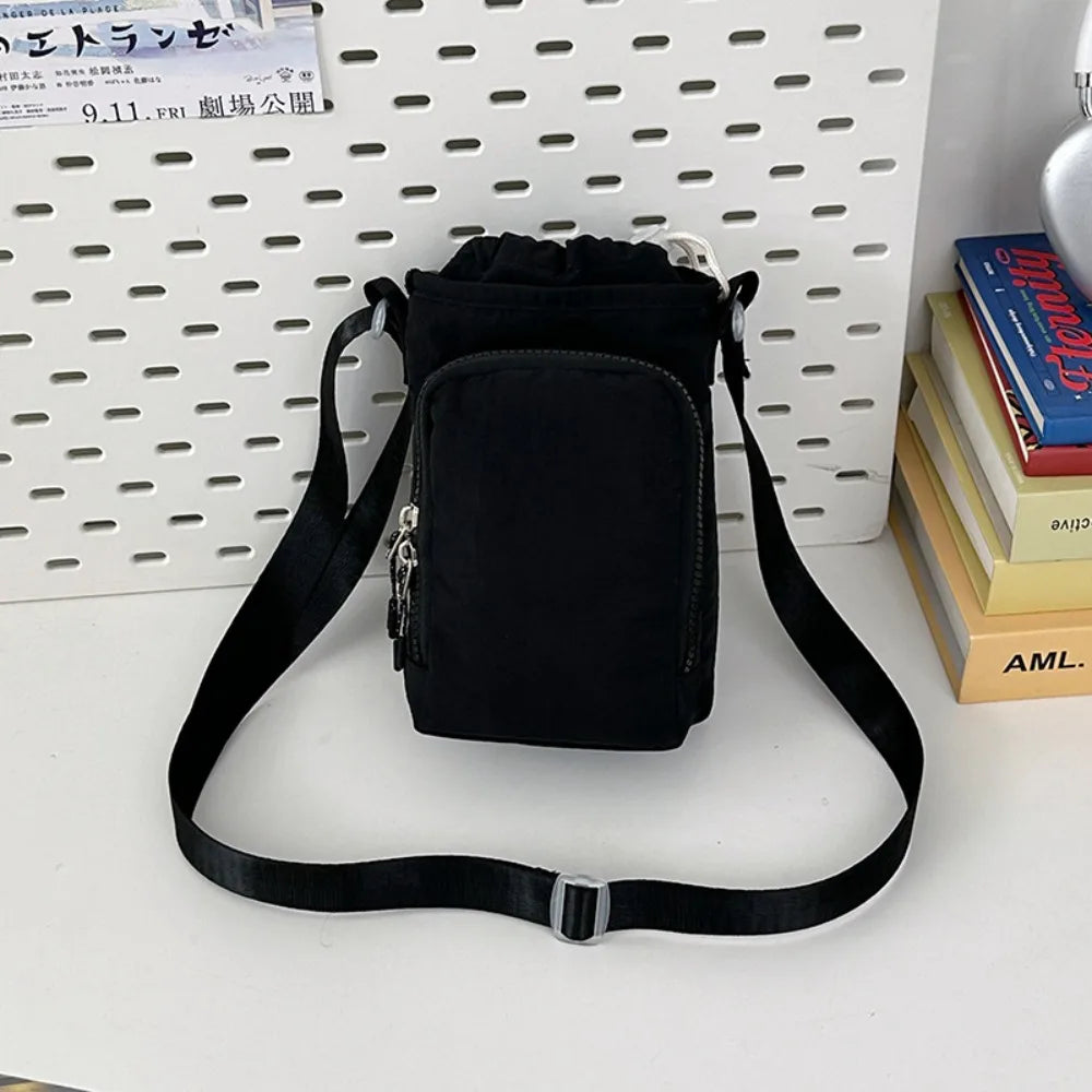 Shoulder Strap Water Bottle Carrier Bag Waterproof Front Pocket Water Bottle Holder Drawstring Open Top Handle