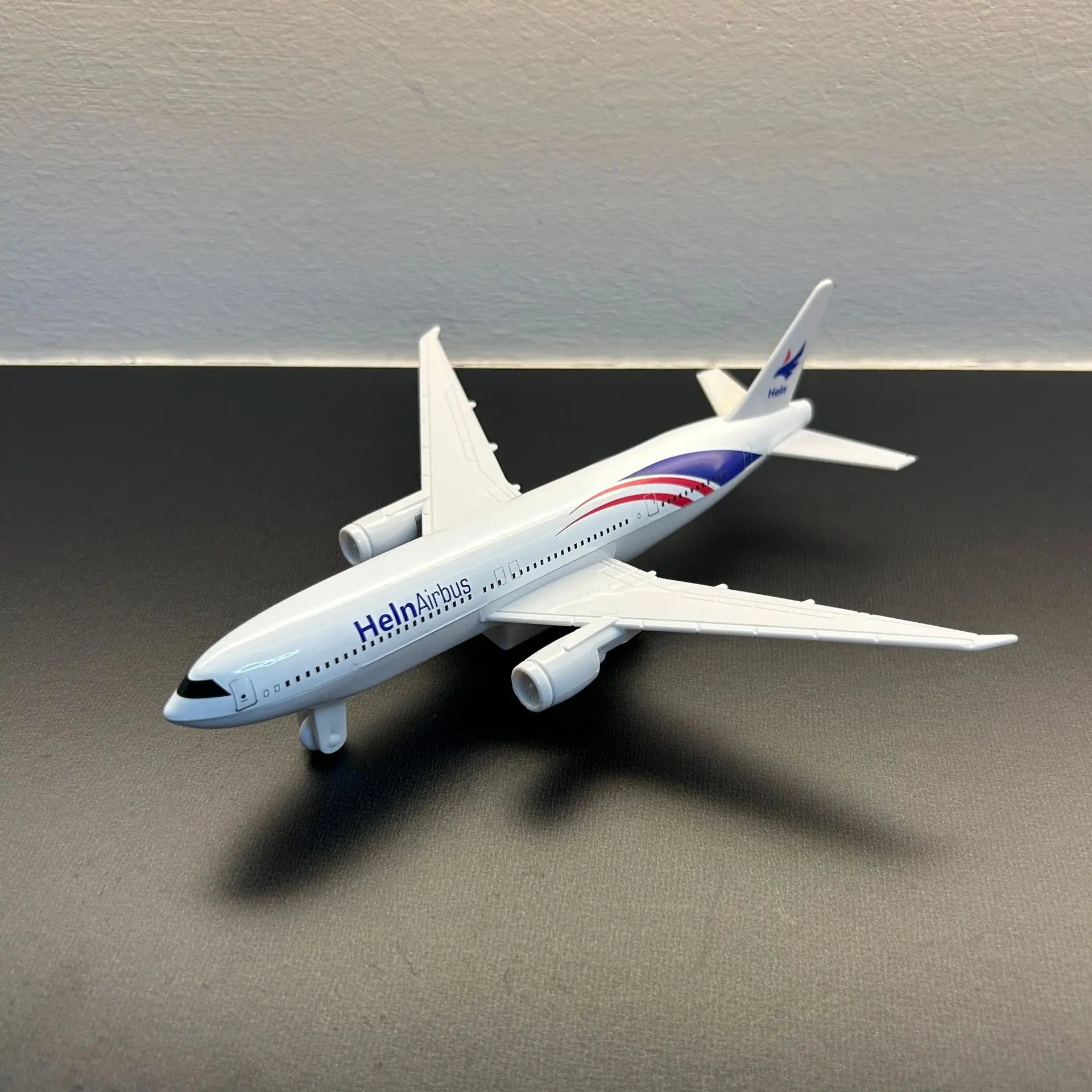 Miniature Aviation Model Children Toy Simulation Alloy Aircraft With Pull Back Passenger Model Airplane Collection Boys Toys