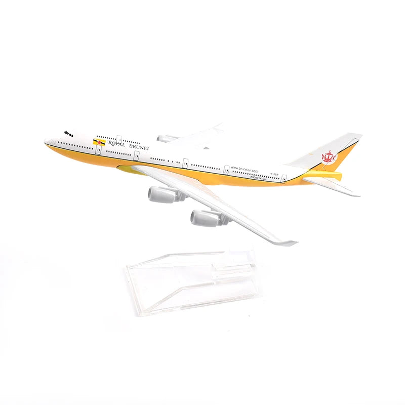 JASON TUTU 16cm Royal Brunei B747 Plane Airplane Model Aircraft Model Diecast Metal 1/400 Scale Planes
