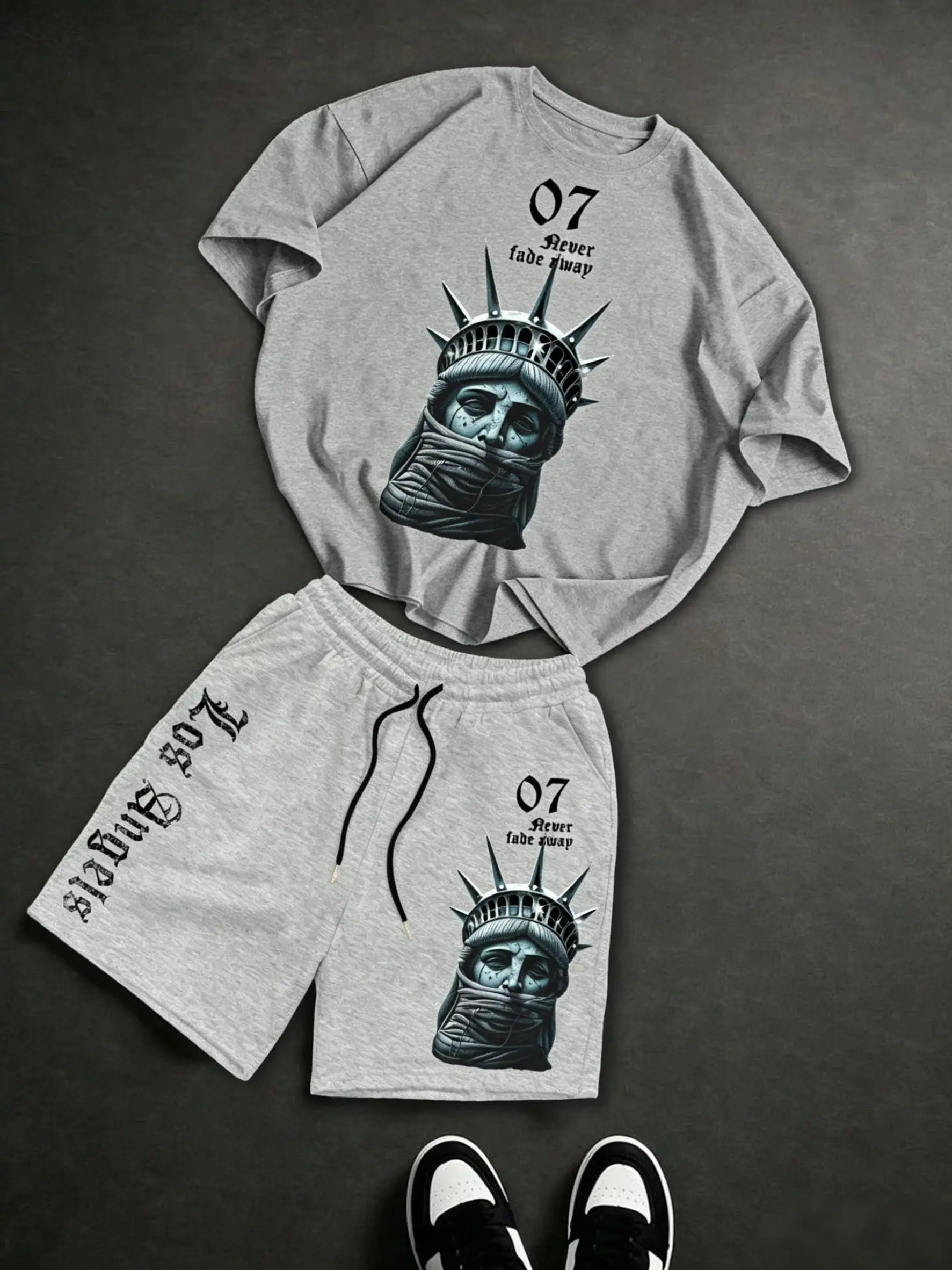 New men's summer retro Statue of Liberty print soft and breathable round neck T-shirt drawstring shorts set outdoor streetwear