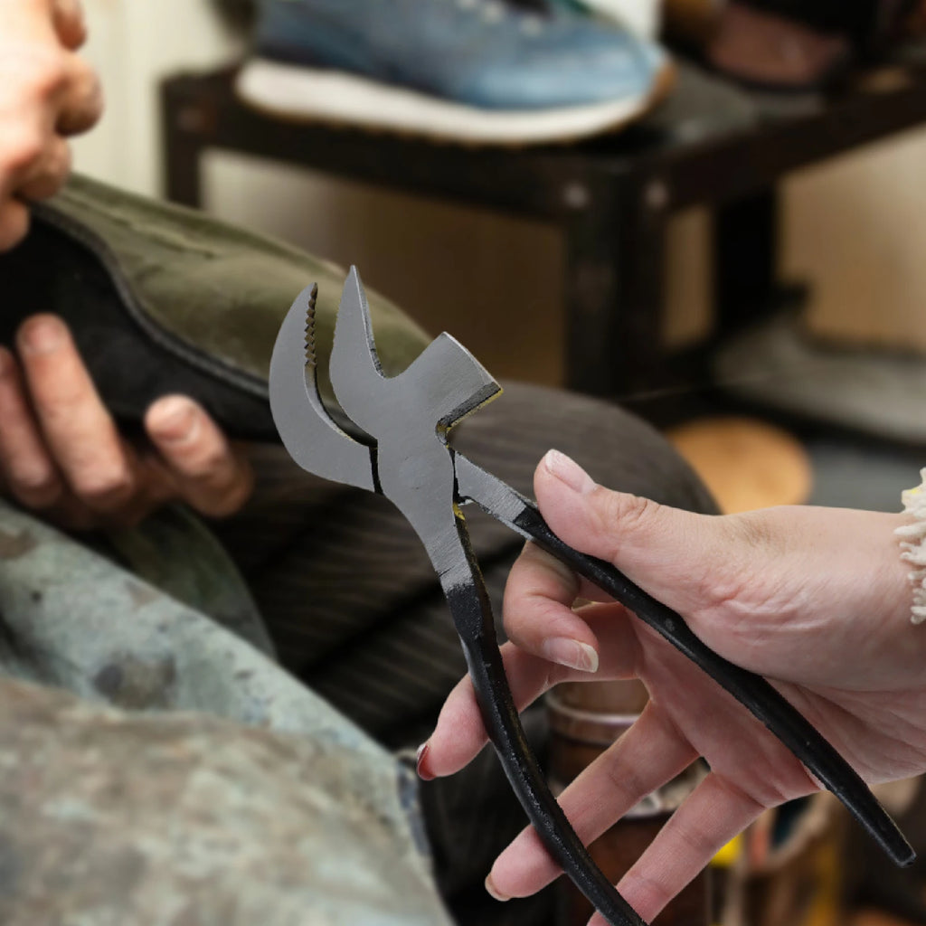 Cobbler Plier Multifunctional Easy to Use for Leather Craft with Hammer DIY Working Tool Shoemaking Plier Shoe Mending Tool