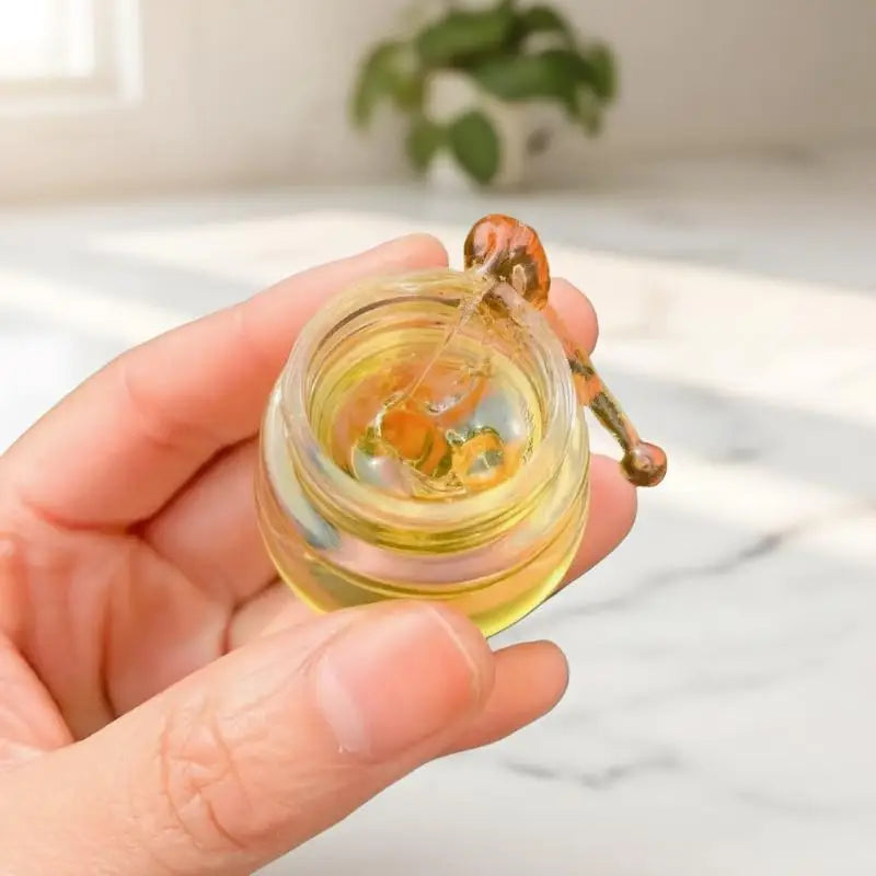 Cappuvini Moisturizing Honey Lip Oil Hydrating Overnight Honey Lip Balm Gloss Plump Reduce Lip Lines Sleep Lip Mask Lip Care
