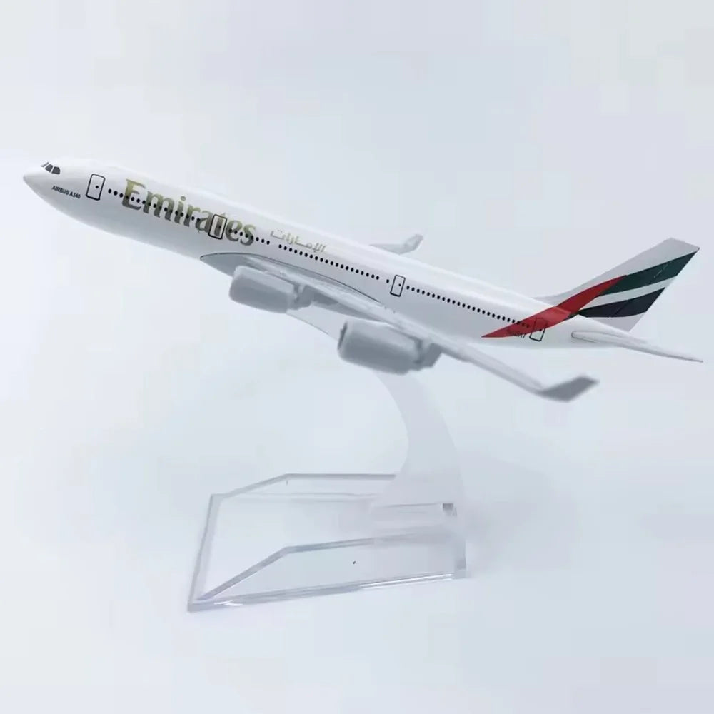 16cm 1:400 Scale Airbus A340 Series Aircraft Model Emirates Lufthansa Asia Airline Die-cast Alloy Airplane Model Toys For Gift