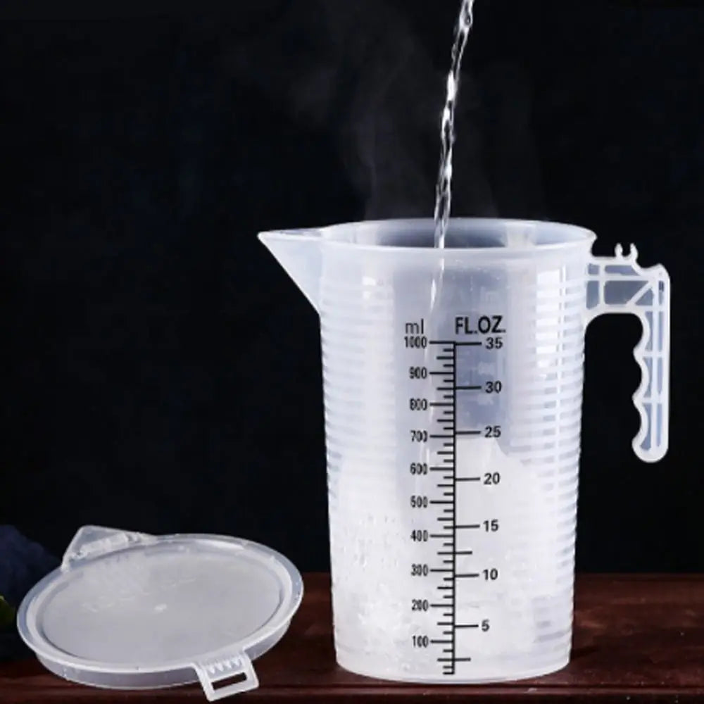 100/250/500/1000ml Black Scale Plastic Measuring Cup with Lid Water Jug Liquid Container Clear Baking Cup Kitchen Accessories