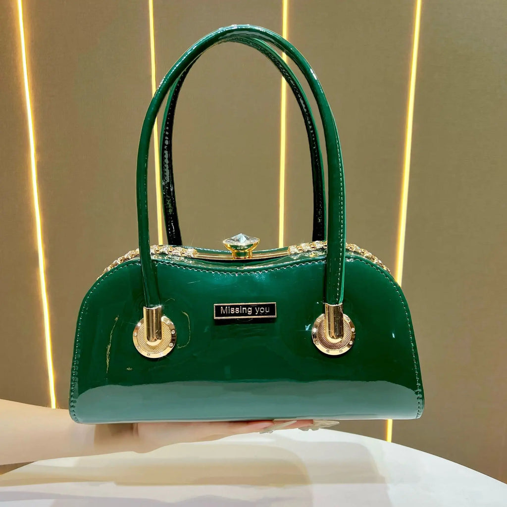 New women's large-capacity handbag retro fashion banquet bag versatile commuter women's bag shoulder messenger bag