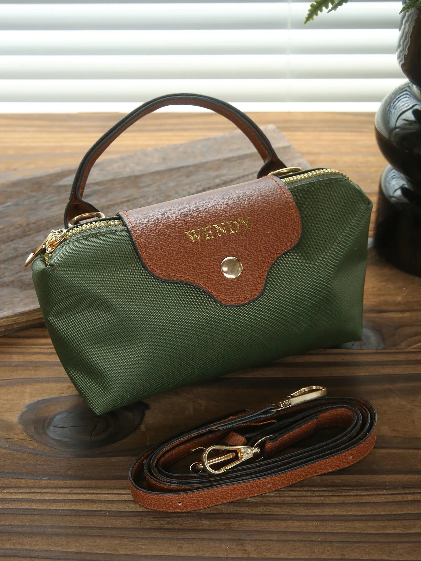 Custom Name Mini Crossbody Bag Women Customized Handbag Chic Lightweight Purses with Adjustable Strap Classic Retro Dumpling Bag