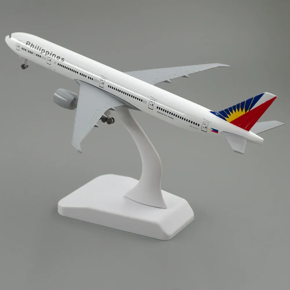 19cm Philippine Airlines Aircraft Model Boeing 777 with Landing Gear B777 B747 Airplane Children Kids Gift for Collection