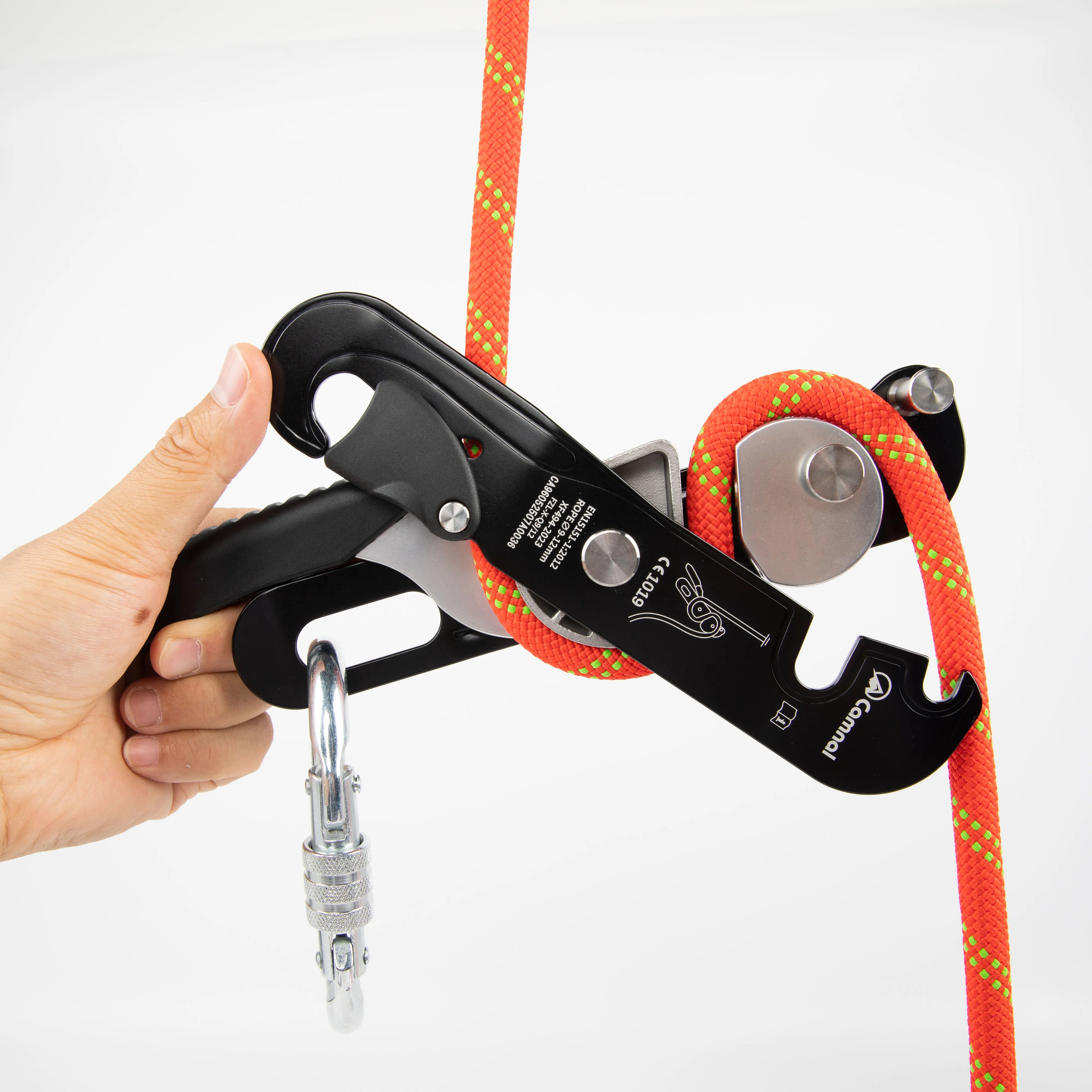 1pcs Camnal Portable Aluminum Climbing Slow Stop 9-13mm Descender Rappelling Rock Climbing Fall Arrester Equipment