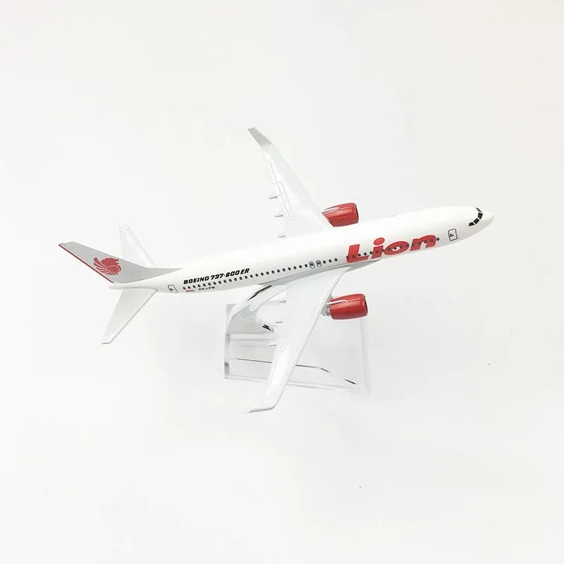 16cm b737 Lion Air Aeroplane model Metal 1/400 Scale Planes With Stand Simulation Airliner Toy Airplane for Boys Gift