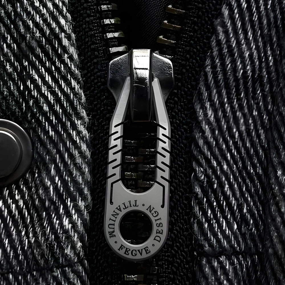 Mini Size Keychain Very Small Buckle Titanium Alloy Keyring Outdoor Small Tool