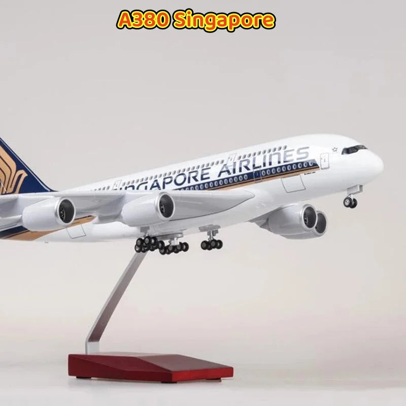 Singapore Airways A350/A380/B747 scale aircraft Toy 47CM Airplane model Light Wheel Diecast Resin Plane model plane kits