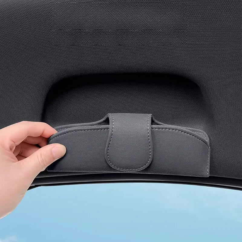 For Geely Galaxy Starship 7 EMi Car Sunglass Holder, Roof Handle Sunglasses Clip Interior Accessories