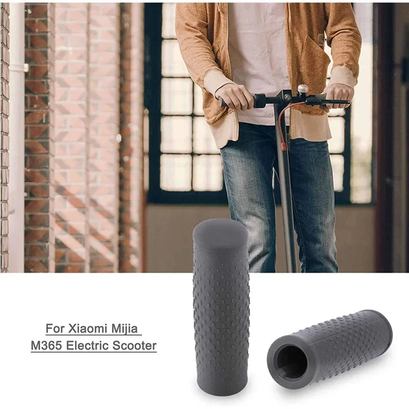2PCS Electric Scooter Grips Replacing Rubber Anti-skid Cover Outdoor Riding Protector Accessory Replacement for Xiaomi M365 PRO