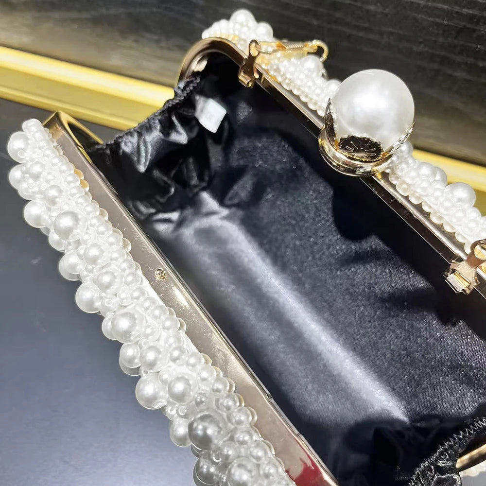 Ladies' new versatile pearl dinner bag fashionable pearl handbag light luxury and high-end white single shoulder crossbody bag