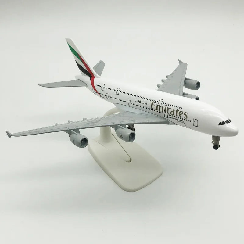 JASON TUTU 20CM United Arab Emirates Airline airbus A380 Plane Airplane Model Aircraft Model Diecast Metal Planes Collect Gifts