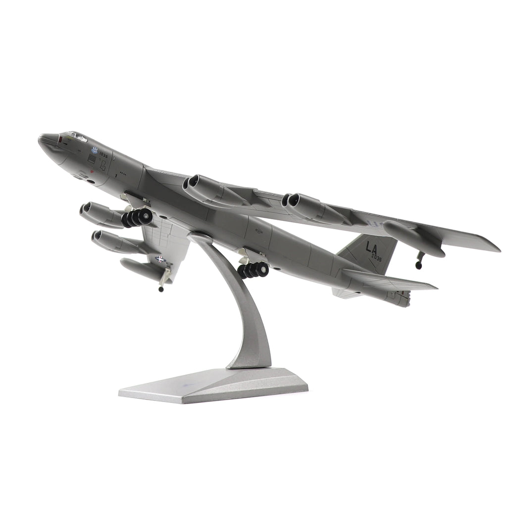 NUOTIE 1/200 B-52 Stratofortress US Air Force Diecast w/Display Strategic Bomber Model for Collectors