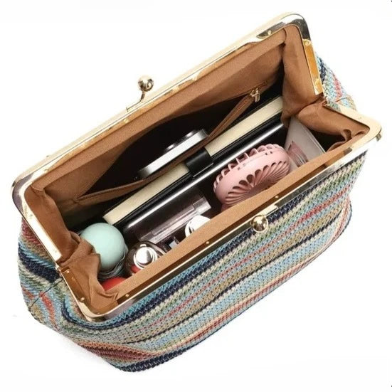 New Fashion Large Striped Clip Shell Clucth Bag for Women Designer PP Straw Handbags Luxury Summer Beach Woven Bags Vacation