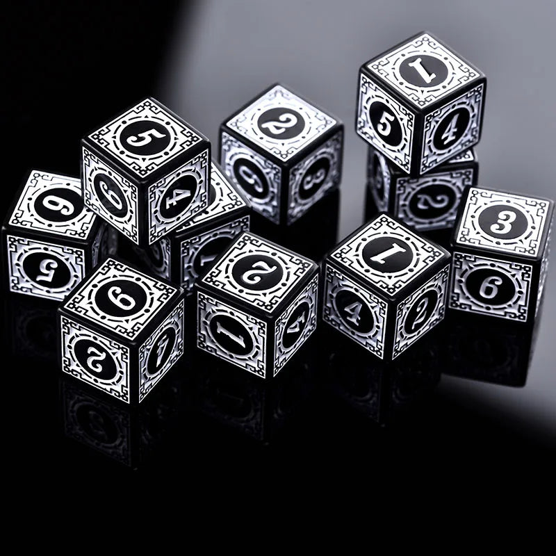 50PCS/Set Acrylic Dice Set D6 Carved Pattern Polyhedron Dice 6-sides Game Dice for RPG Dungeons and Dragons Board Game