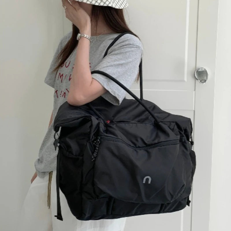Unisex fashionable lightweight large-capacity travel bag waterproof nylon commuter, fitness, yoga, crossbody shoulder bag