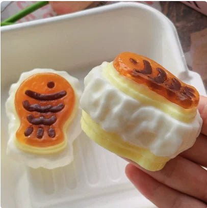 Hand-painted Taiyaki Biscuit Silicone Squishy Soft Squeeze Stress Relief Realistic Taiyaki Filled Biscuit Shape Stress Relief