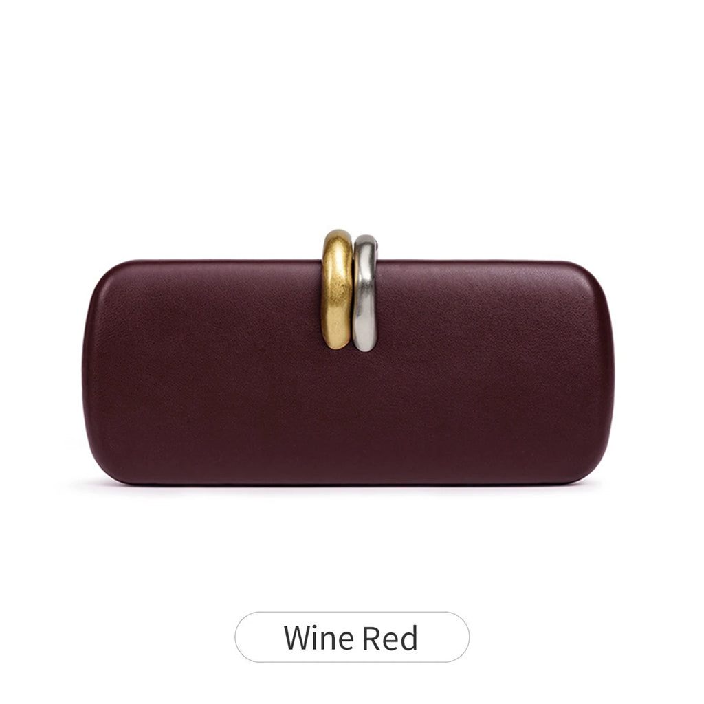 Stylish and Luxurious Design Womens Clutch Evening Bag Shoulder Bag/Crossbody Bag with Chain Suitable for Weddings and Parties.