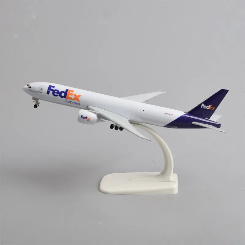 20cm Fedex Cargo B777 Airplane Model Metal Diecast Model Plane Kit with Stand for Adult Collection Display or Toy Gift