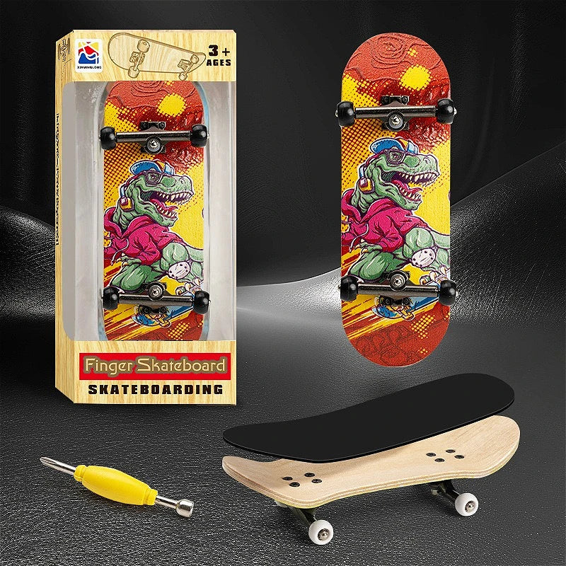 Wholesale Professional Bearing Mini Stress-Relieving Fingerboard Toy Made of Five-Layer Maple Wood
