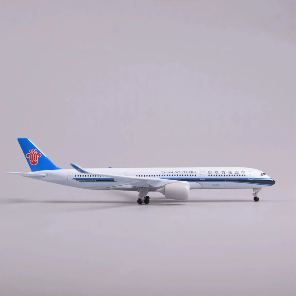 New 20cm China Southern A350 Diecast Metal Airplane Model Static Simulated For Adult Aviation Enthusiasts Gifts Or Decorations