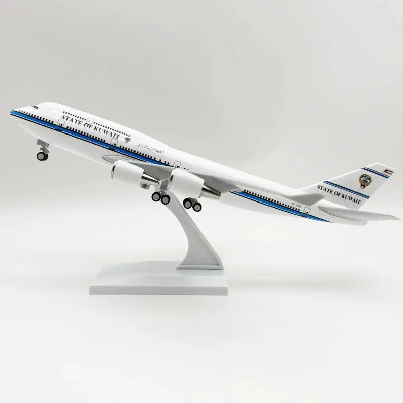 30cm Scale Plane 1/250 B747 Series Model Airplane Toy Resin Diecast Airplanes Building Kit (With Stand) Aviation Toys for Boys