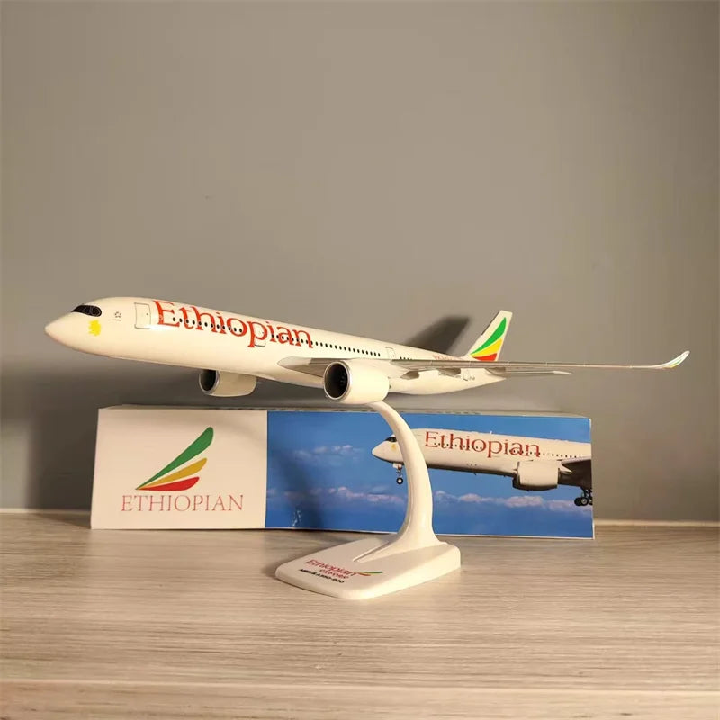 1:200 Scale A350-900 Delta/ETHIOPIAN/QATAR Airline Air With Base Plastic Assembly Aircraft Model Toy Collection Display Gifts