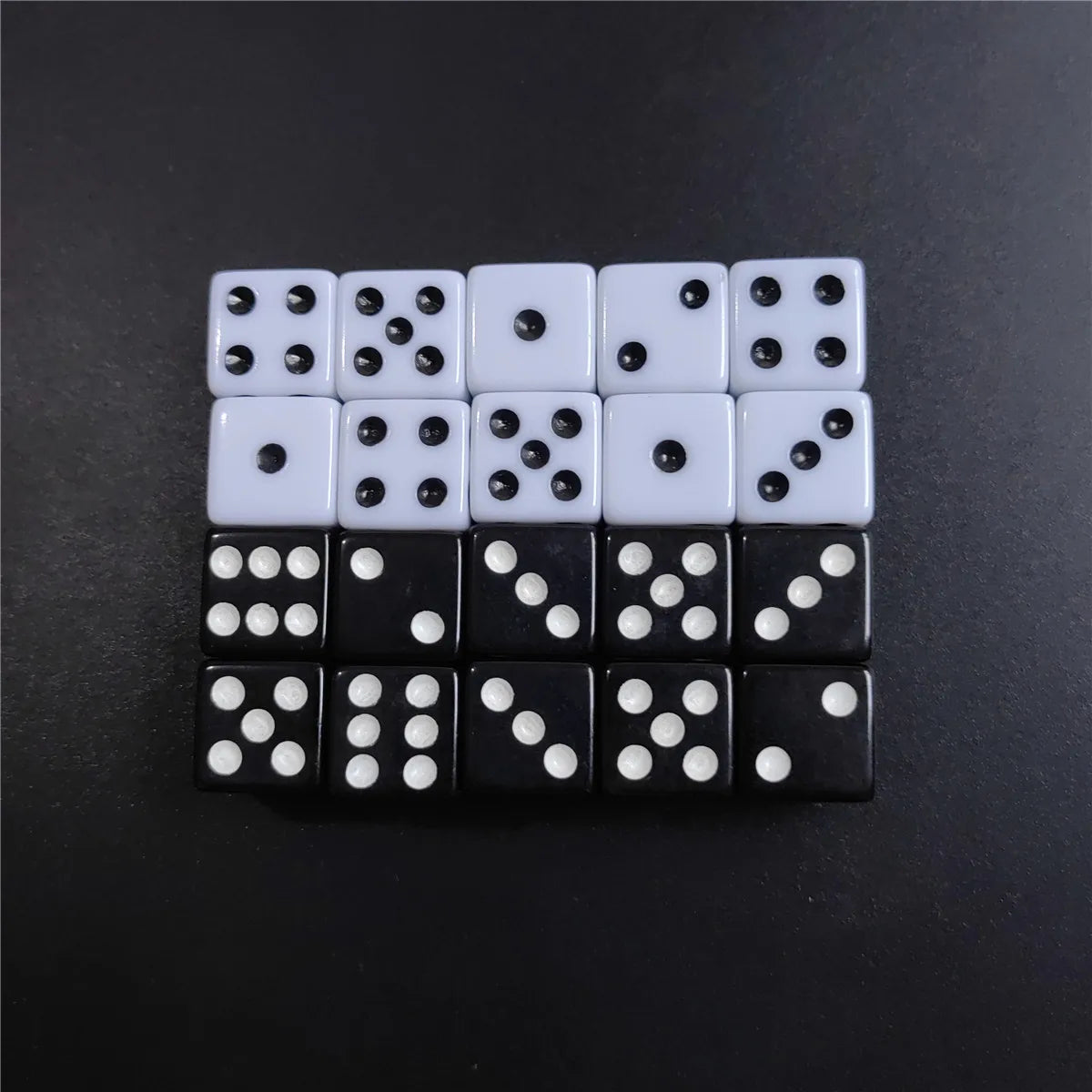 10 Pcs/set 14mm/0.63inch Acrylic Six Sided Standard Dice For Table Games, Party, Club Board Game