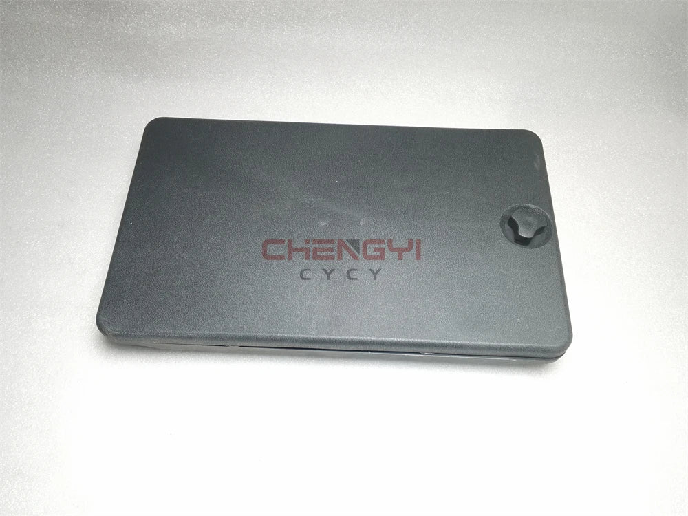 Car Rear Tail Trunk Door Work Fix Tool Box For Pajero For Montero Shogun V31 V32 V33 V43 V45 MB621040 MB621043