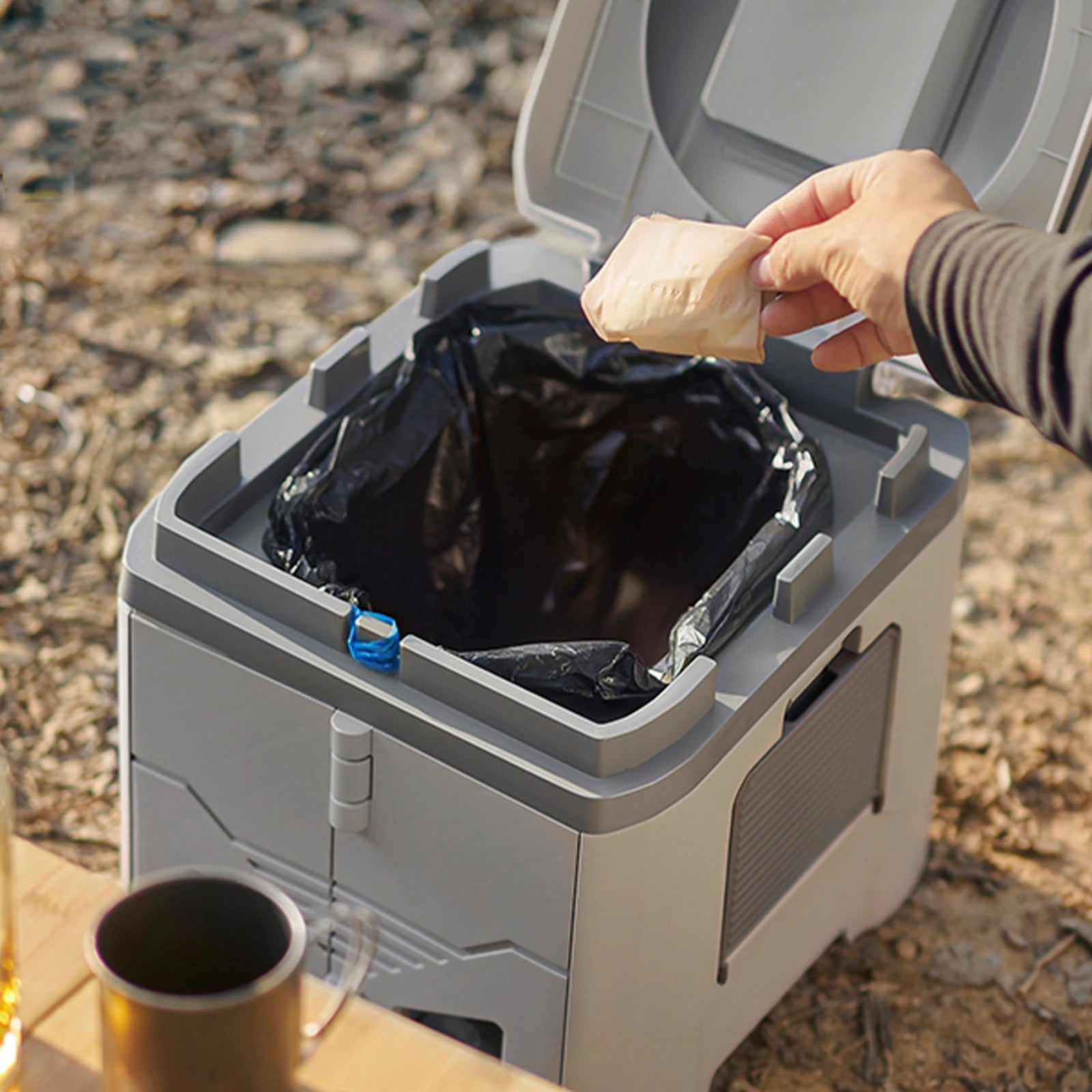 Portable Folding Toilet for Car Camping Foldable Travel Potty with Lid Odor-proof Outdoor Mobile Toilet Emergency Toilet Stool