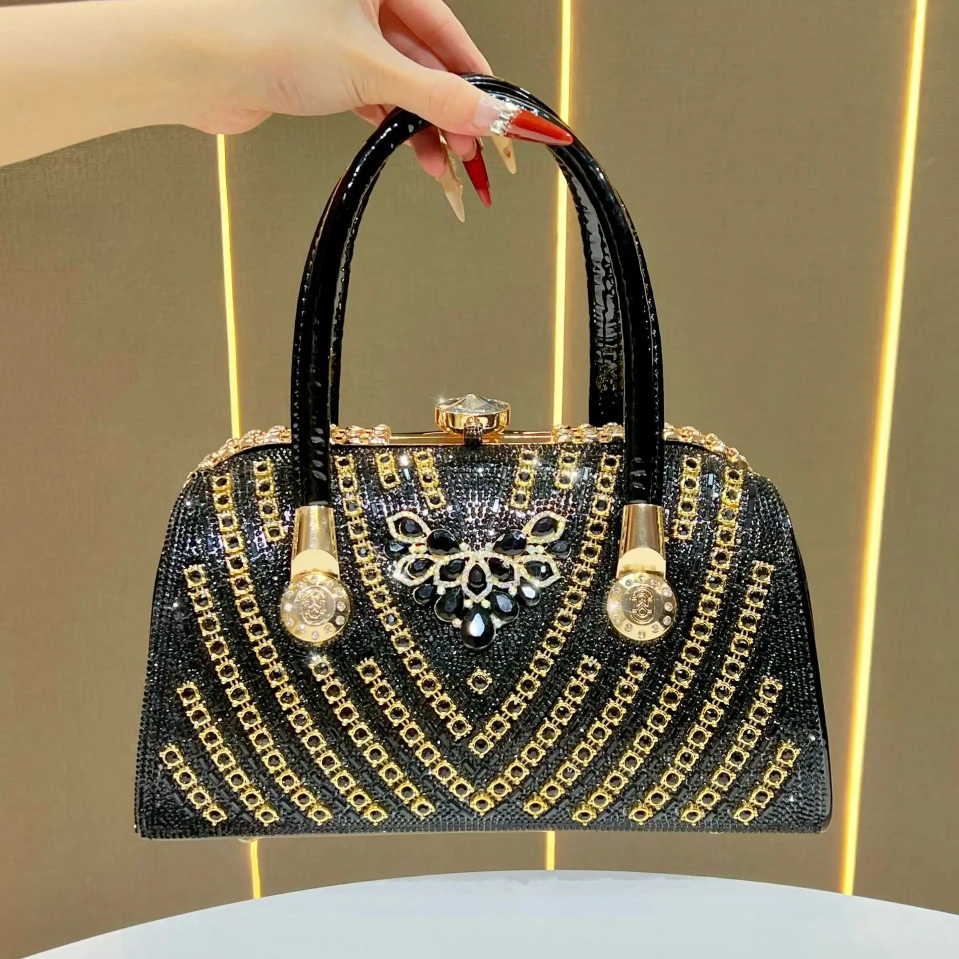 Shiny dinner bag, diamond-encrusted messenger bag, large-capacity high-end light luxury handbag, women's bag.
