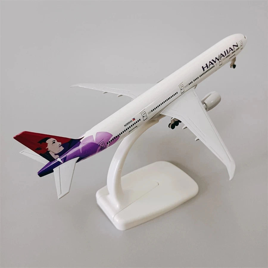 20CM Hawaii Die-cast Toys Metal Alloy Aircraft Model B777 Airline Scale Plane Aviation Airplane Airplanes Decoration Toy Model