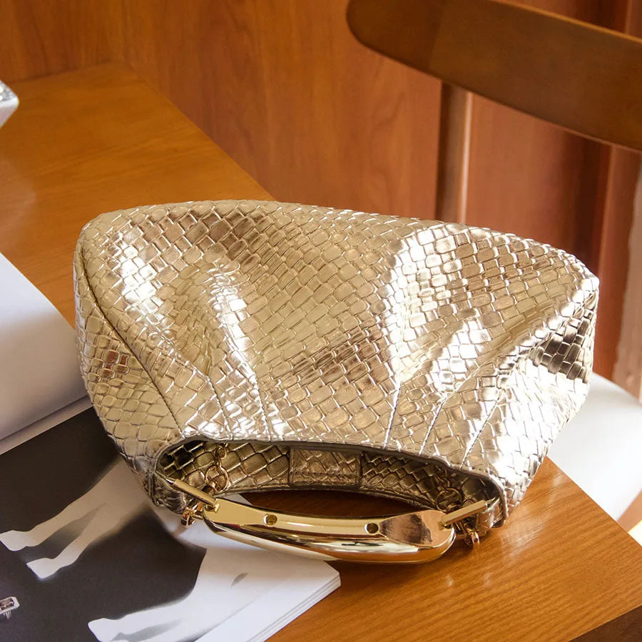 Stylish and simple glossy cloud woven bag temperament metallic clutch bag chain single shoulder underarm oblique span bag
