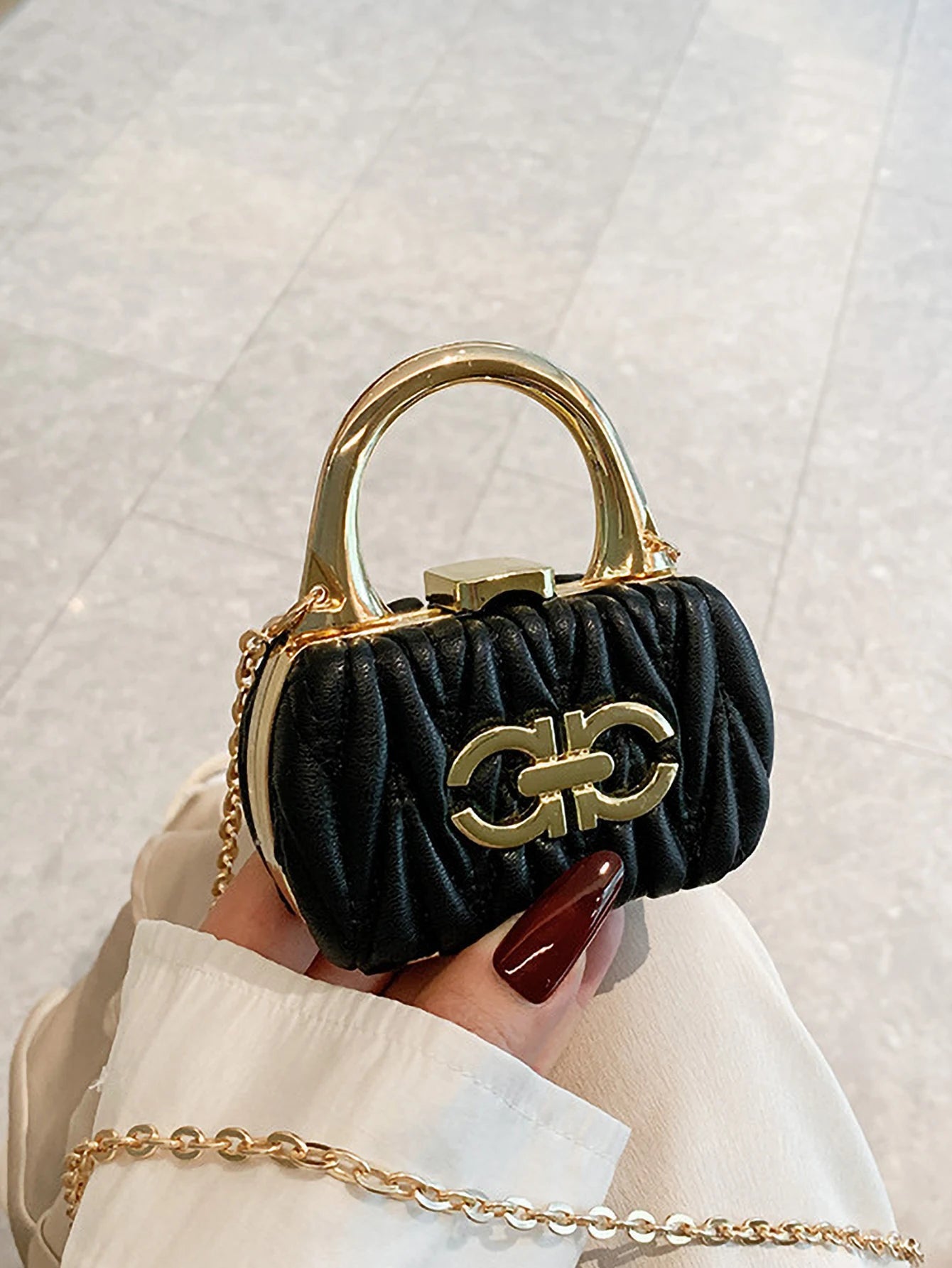 Exquisite and compact mini chain mouth red envelope, fashionable small fragrance style single shoulder diagonal cross bag