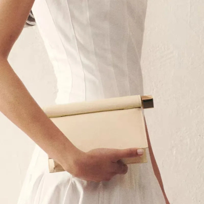 New Luxury Designer Handbag for Women Fashion Take-out Clutch with Metal, Dreses Purses Prom Bag for Ladies, Premium Style 2026