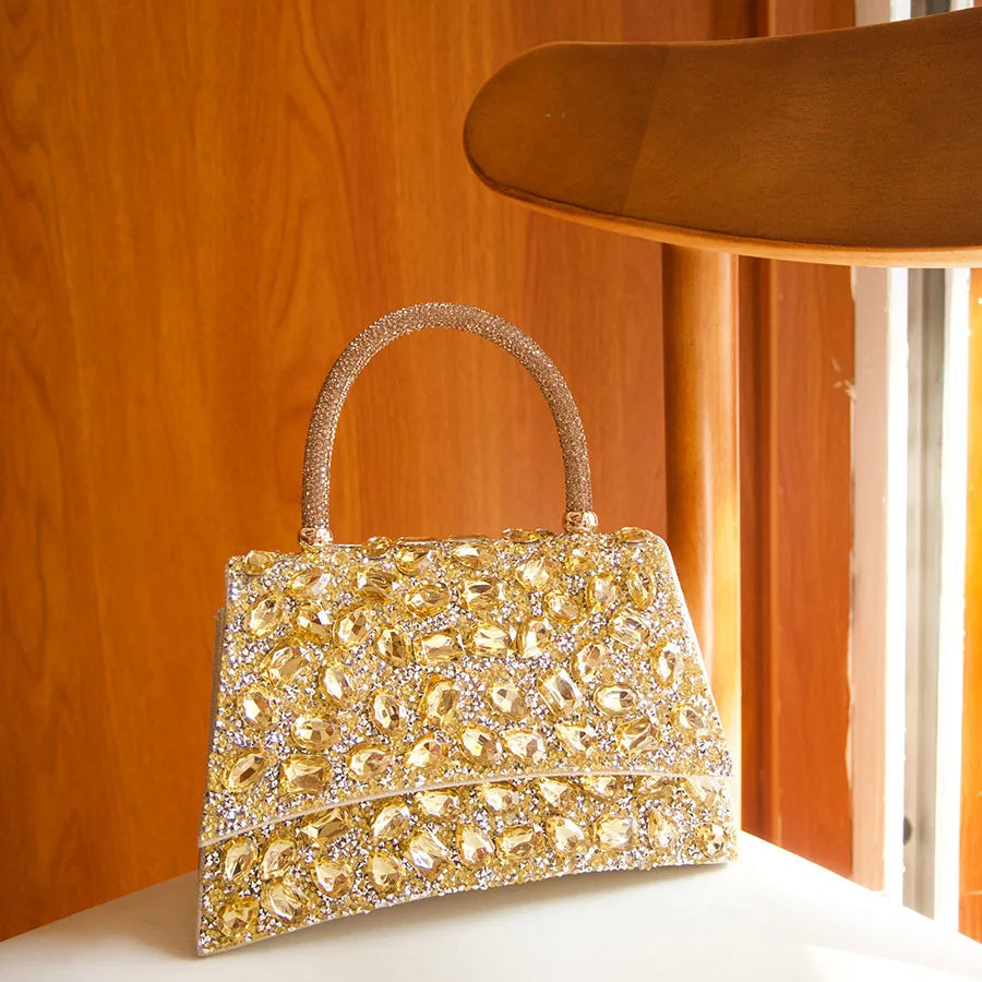 Full diamond light luxury portable dinner bag shining rhinestone exquisite design wedding bag versatile eye-catching handbag